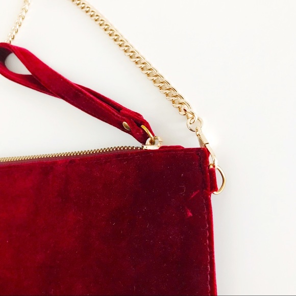 ASOS Carvela Velvet Pouch Clutch Bag w Gold Chain - Picture 3 of 8